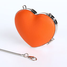 Сумка мини-клатч на магните, в форме сердца, жёсткий корпус, на длинной цепочке, оранжевая