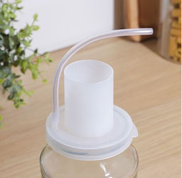 Крышка-гидрозатвор с трубкой для банки 82мм