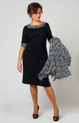 Элегантное  супер-платье  полуприлегающего силуэта