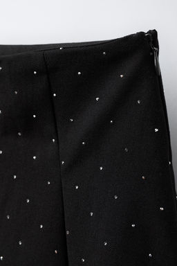 RHINESTONE BOX PLEAT BERMUDA SKORT