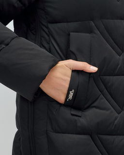 Куртка зимняя женская классическая с капюшоном черного цвета 7671Ch - Visdeer фото 5