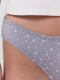Цена за 2 штуки! Трусы женские слипы серые со снежинками снежинки на сером 412457 - Mark formelle фото 6