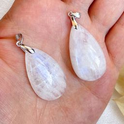 Кулон из Лунного камня