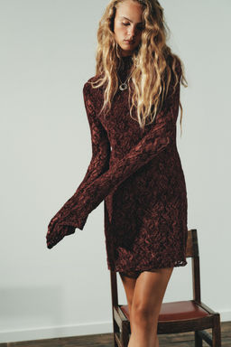 SOFT-TOUCH LACE SHORT DRESS - Zara фото 2