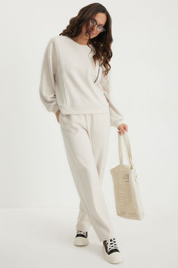 Костюм Magia mody 2684 молочный