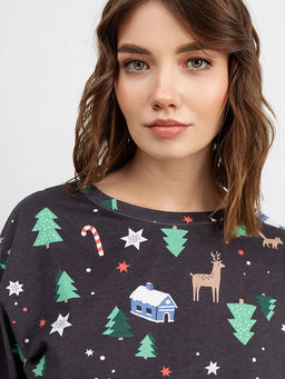 Хлопковый комплект (джемпер, брюки) в графитовом цвете с принтом в виде оленей - Mark formelle фото 4