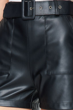 Siyah Suni Deri Kemerli Dokuma Sort TWOAW24SR00082