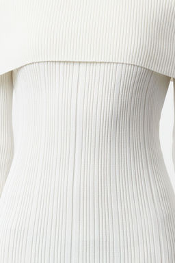 Ekru Midi Triko Basic Carmen Yaka Elbise TWOAW25EL00033