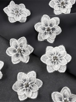Аппликация для одежды «Цветок» текстильная, 5×5 см, 10 шт., белая