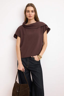 Kahverengi Yaka Detayl? Dokuma Bluz TWOSS26BZ00326