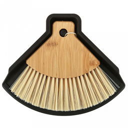 Комплект для уборки со стола "Служанка" 2 предмета: щетка-сметка 19х1,5х16,5см, ворс ПВХ 6см, бамбук; совок 23х19х3,5см, пластик матовый, цвет черный, общий размер комплекта 23х19х3,5см, упак. п/эт (Китай)