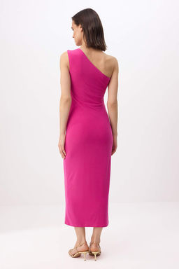 Fusya Bodycon Asimetrik Yaka Kolsuz Aksesuar Detayl? Midi Esnek Orme Elbise TWOSS26EL00199