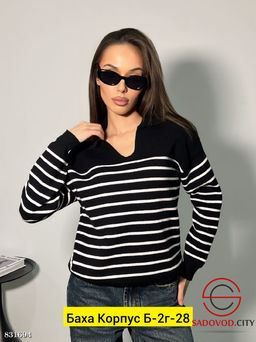 Свитер женский с V-вырезом