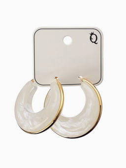 Серьги-кольца акрил «Тренд», цвет молочный в золоте