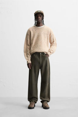 RIPPED EFFECT BUTTONED SWEATER