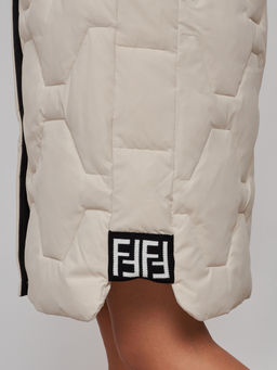 Пальто утепленное молодежное зимнее женское бежевого цвета 589899B - RoccaManer фото 13