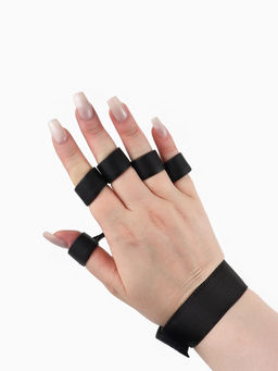 Массажёр силикон для пальцев рук с манжетом 9,5кг 8*14*2,8см чёрн ОТ