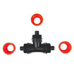 Муфта соединительная 1/2"-1/2"-1/2" п/эт АР1006Т