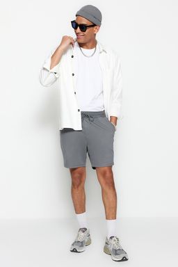 TRENDYOL MAN Premium Basic Antrasit Regular/Normal Kesim Etiketli Bagc?kl? Sort TMNSS23SR00034