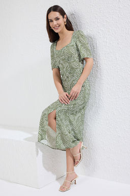 Yesil A Kesim Sal Desenli Midi Dokuma Elbise TWOSS23EL00487