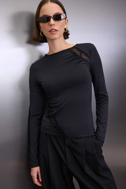 Siyah Dantel Detayl? Fitted/Vucuda Oturan Esnek Orme Bluz TWOAW26BZ00292