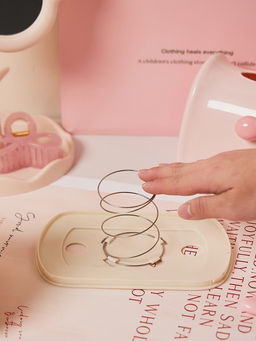 Салфетница Glossy bow, green (21*12,5*12,5 см)