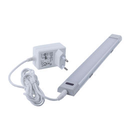 ULI-F47-5W/4500K/DIM SENSOR IP20 SILVER Светильник светодиодный для мебели. 300*30*11,5мм. 400Lm. ТМ Uniel