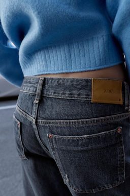 Z1975 RELAXED FIT JEANS WITH TURN-UP HEMS