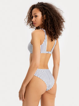 КУПАЛЬНЫЙ КОСТЮМ ЖЕНСКИЙ темно -синяя полоска на белом 702246 - Mark formelle фото 3