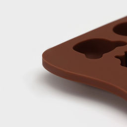 Форма для конфет и шоколада Доляна Мордашки, силикон, 21?10.5 см, 15 ячеек (2.5?2.3 см), коричневая  фото 6