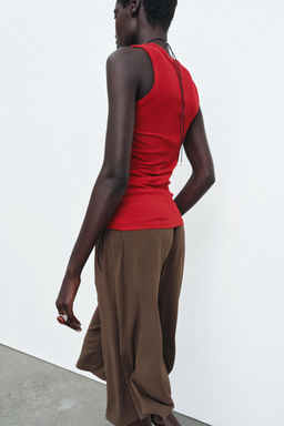 DRAPED SLEEVELESS TOP - Zara фото 10