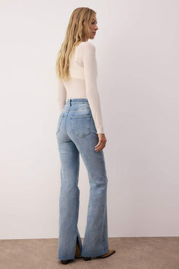 Siyah Y?rtmac Detayl? Yuksek Bel Flare Jeans TWOAW26JE00022 - Trendyolmilla фото 4
