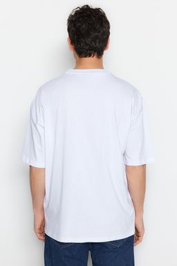 Beyaz Oversize/Genis Kesim K?sa Kol Dinozor Nak?sl? %100 Pamuklu T-Shirt TMNSS23TS00243