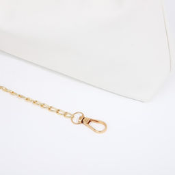 Сумка женская на молнии, белая