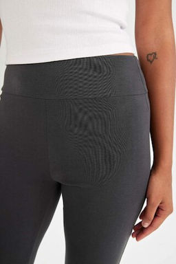 Брюки DeFactoFit из модала с расклешенными штанинами  фото 5