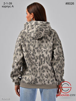 Женское худи зипка на молнии с карманами и капюшоном