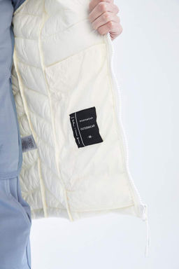 Водоотталкивающая приталенная куртка-пуховик DeFactoFit  фото 9