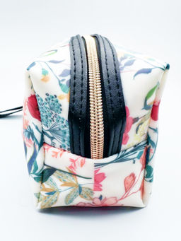 Sunflower Косметичка-пенал женская непромокаемая 1605, разноцветные цветы и травы фото 6