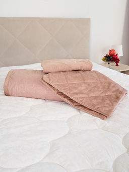 Набор покрывало и чехлы на подушку - Кристалл, цвет пудра 220x240