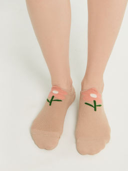 Цена за 5 пар! Носки женские коричневые с рисунком в виде цветов и 3-d рисунком на борту капучино 397K-2747