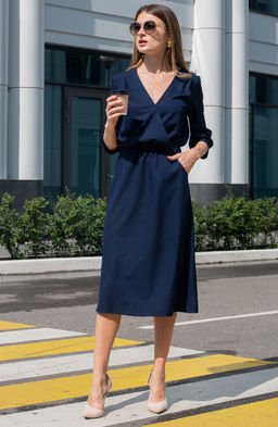 Элегантное платье темно-синий