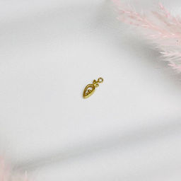 Подвеска Морковка (1 шт)