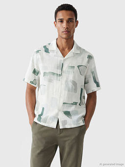 Regular Fit Resort Yaka Desenli Erkek G?mlek