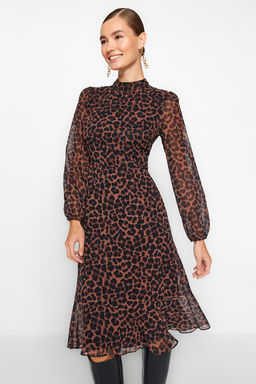 TRENDYOLMILLA Camel Dik Yakal? Etegi Volanl? Sifon Dokuma K?sl?k Elbise TWOAW20EL1313