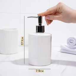 Аксессуары для ванной Лина, 2 предмета: дозатор для мыла, стакан, белые - Simaland фото 3