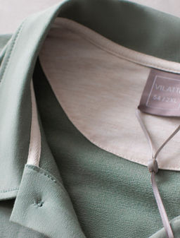 Лонгслив с воротником поло на пуговицах из премиального хлопка с эластаном