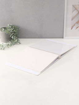 Фотоальбом магнитный на 20 листов Лисёнок с сердечками, кожзам, в коробке, 2.6?32?33.5 см