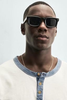 COLOUR BLOCK T-SHIRT WITH BUTTONED NECK - Zara фото 6