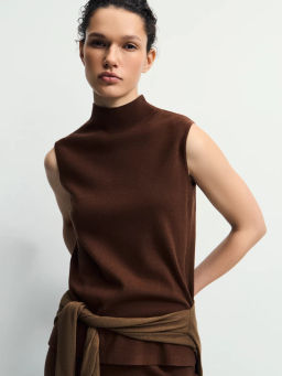 Трикотажный топ из вискозы / Zarina