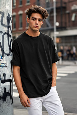 Unisex Siyah Oversize/Geni_ Kesim Basic %100 Pamuklu T-Shirt TMNSS22TS0318 - Trendyolmilla фото 2